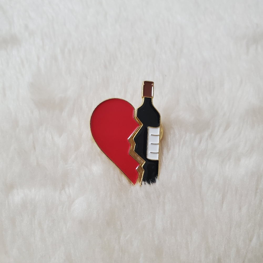 Pins - Picture 5 of 9